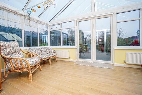 2 bedroom detached bungalow for sale, Grange Avenue, Hastings