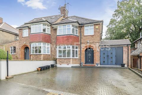 4 bedroom semi-detached house for sale, Worcester Crescent, Mill Hill, NW7