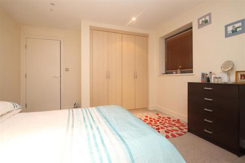 1 bedroom apartment for sale, Barrier Road, Chatham