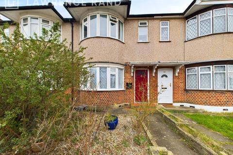 3 bedroom terraced house for sale, Lynmouth Drive, Ruislip, HA4