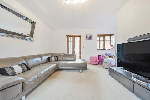 6 bedroom detached house for sale, Blagrove Crescent, Ruislip HA4