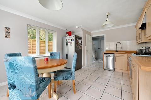 3 bedroom house for sale, Coppice Pale, Basingstoke RG24