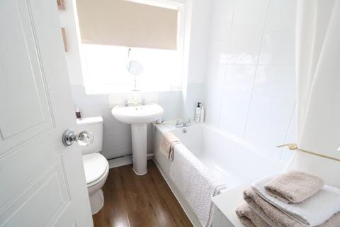 19 Beechfern Close, High Green, Sheffield, S35 4DW