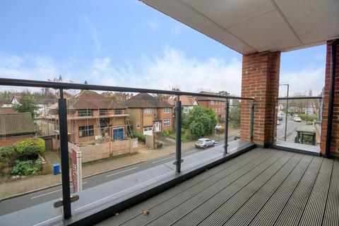 1 bedroom property for sale, Heath Lodge, Pinner HA5