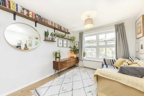 1 bedroom flat to rent, Palace Road, London SW2