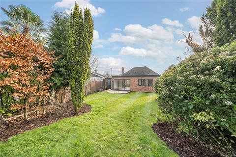 52 Commonfields, West End, Woking, GU24 9JA