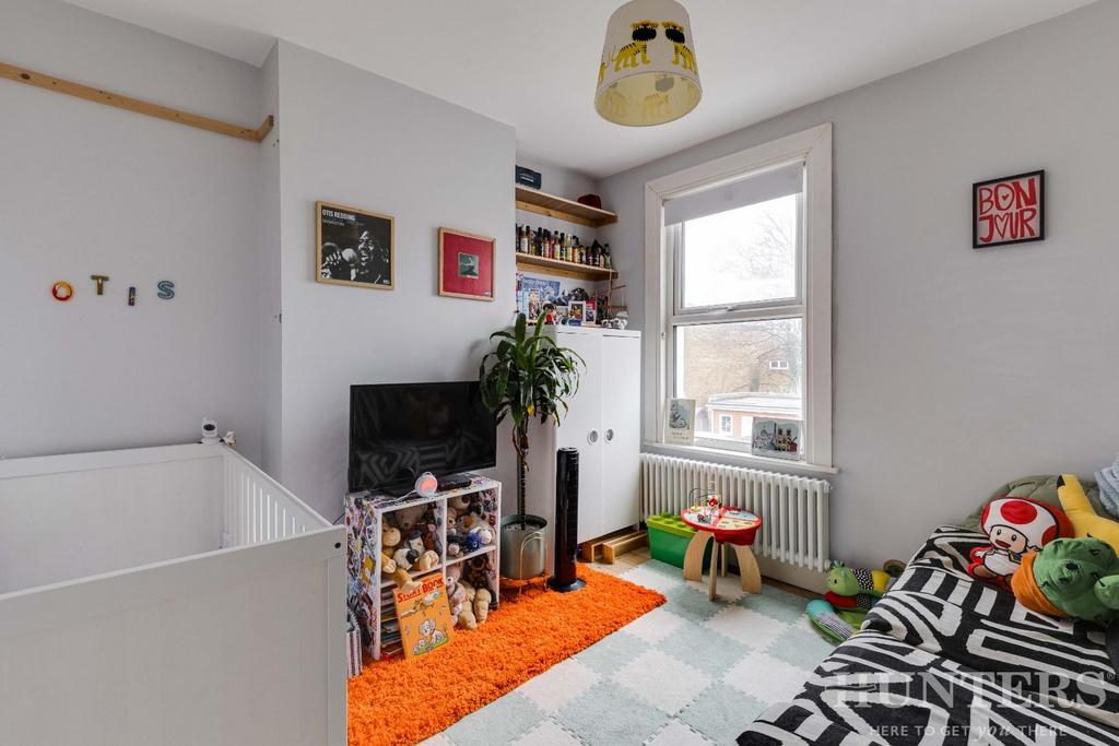 8 Halefield Road N17 9 XR-03.jpg