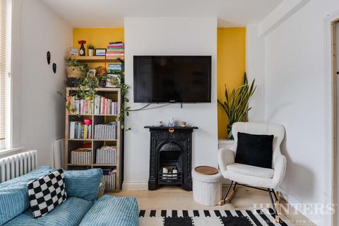 8 Halefield Road, London, N17 9XR
