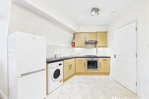 1 bedroom apartment to rent, Grosvenor Parade, Uxbridge Road, London, W5