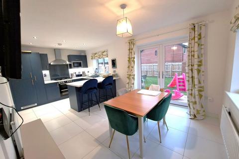 4 bedroom detached house for sale, Congleton CW12