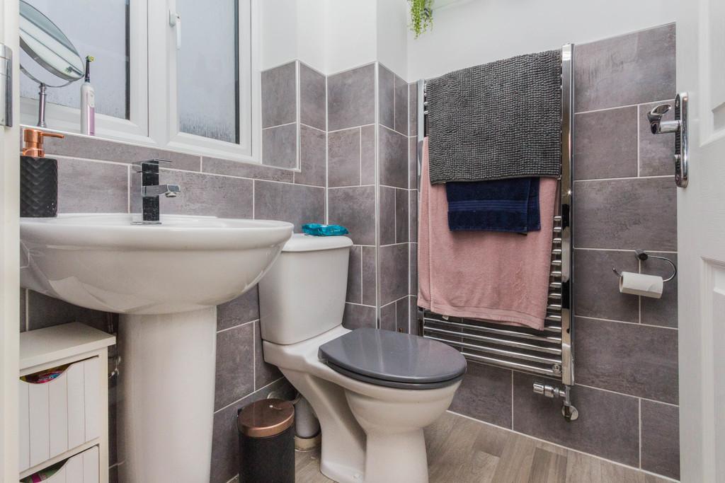 En Suite Shower Room