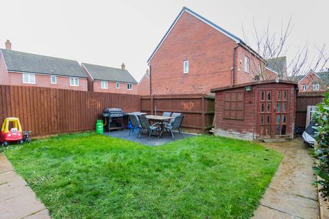 6 Chimney Crescent, Irthlingborough, Wellingborough, NN9 5WF