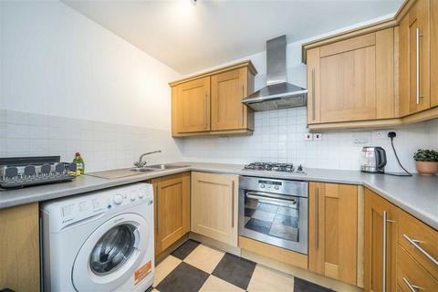 1 bedroom flat to rent, Merbury Close, London SE28