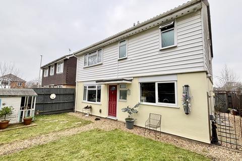 42 Greenhayes, Broadstone, BH18 8NA