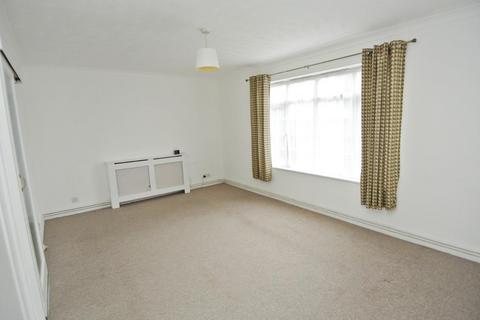 2 bedroom maisonette for sale, Verden Court, Kenilworth Road, Ashford TW15