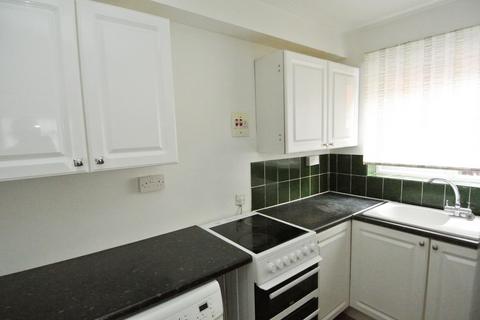 2 bedroom maisonette for sale, Verden Court, Kenilworth Road, Ashford TW15