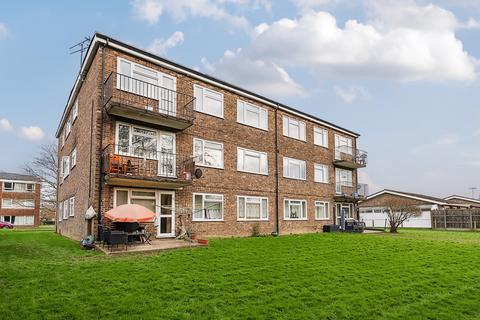 1 bedroom apartment for sale, Longbridge Road, Surrey RH6