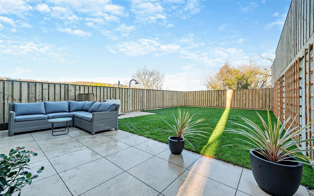Longshore Showhome