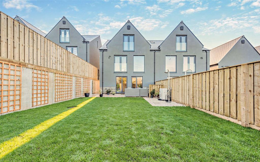 Longshore Showhome