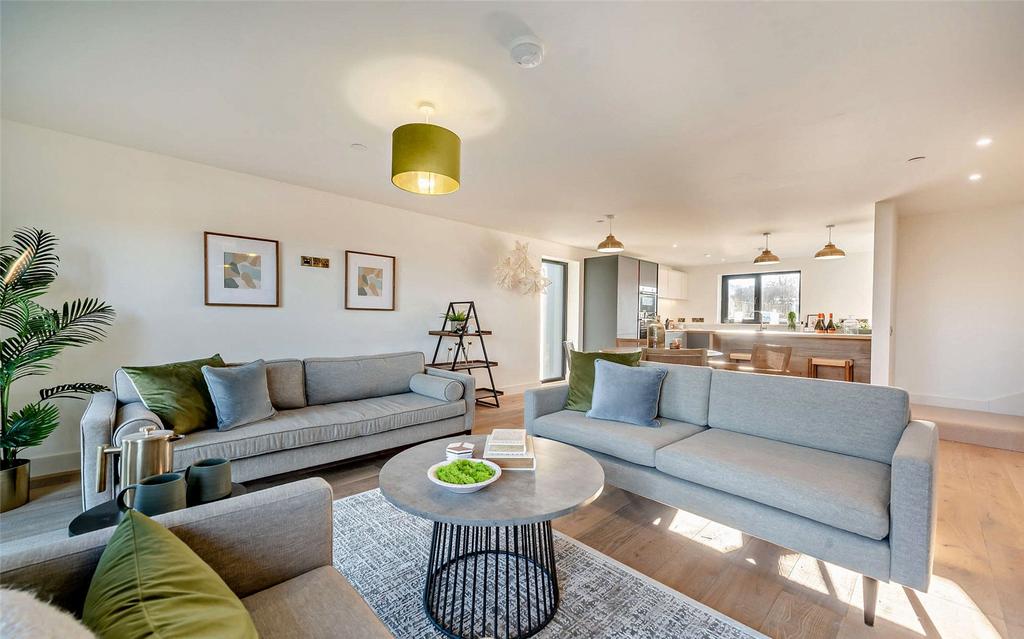 Longshore Showhome