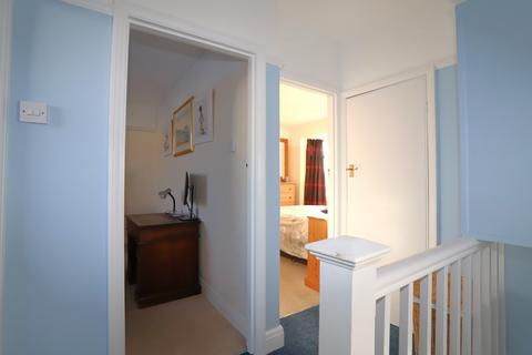 12 Cedar Road, Paignton, TQ3 2DD