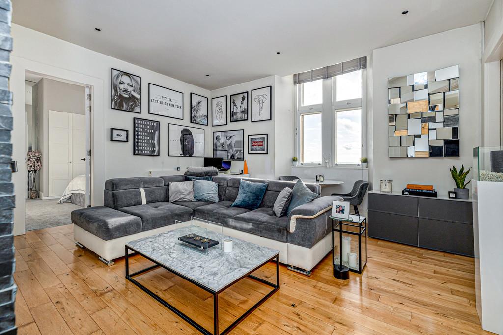 Flat22 Shaw House-1-12
