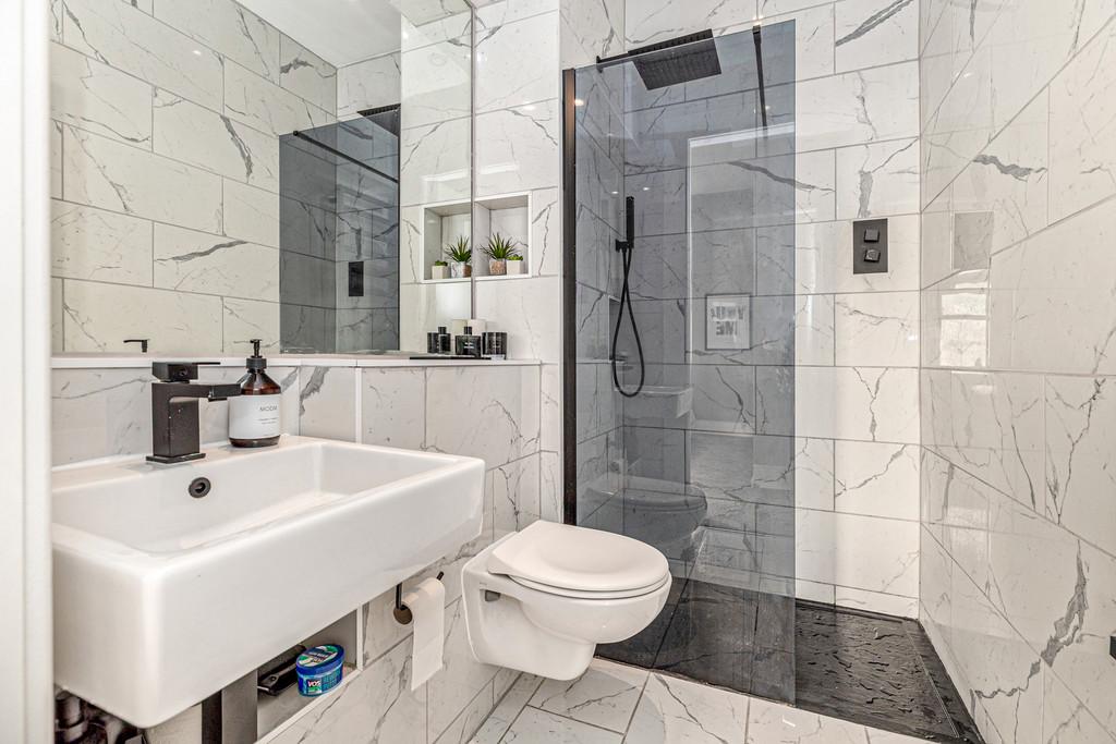Flat22 Shaw House-1-21