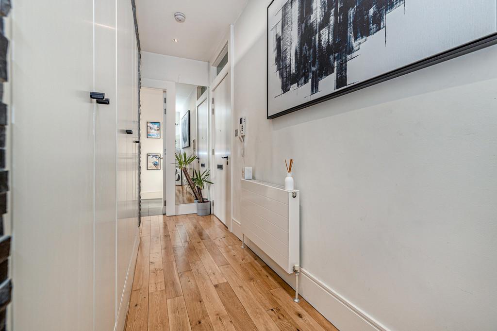 Flat22 Shaw House-1-24