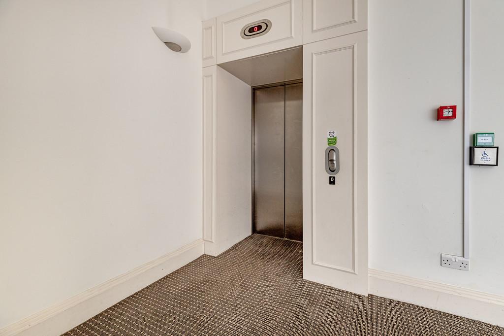 Flat22 Shaw House-1-26