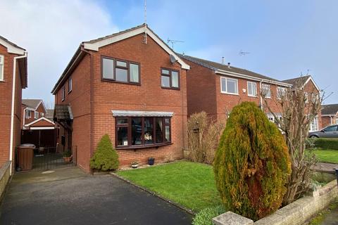 4 bedroom detached house for sale, Greenacres Drive, Uttoxeter