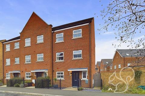 4 bedroom end of terrace house for sale, Church Lane, Stanway