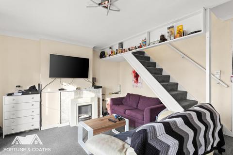 2 bedroom maisonette for sale, Spring Hills, Harlow