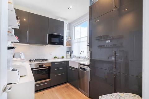 2 bedroom apartment to rent, Denholme Road, Maida Vale