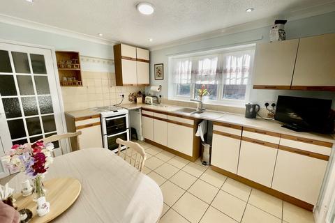 2 bedroom detached bungalow for sale, Northons Lane, Holbeach