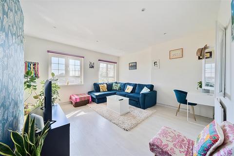 2 bedroom flat for sale, Swan Road, Rotherhithe, SE16