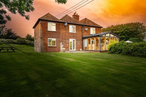 5 bedroom detached house for sale, Milford Road, Lymington SO41