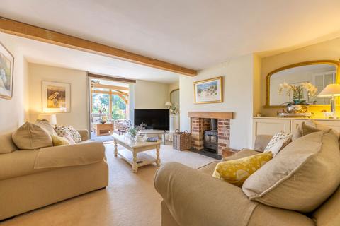 5 bedroom detached house for sale, Milford Road, Lymington SO41