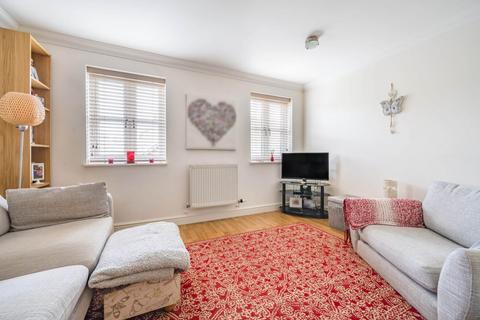 2 Crab Tree Close, Malmesbury, SN16 0AF