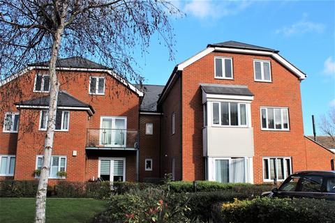 2 bedroom apartment to rent, Halfway Street, Sidcup, Kent, DA15