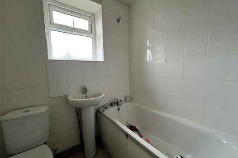 11 Granite Street, Oldham, OL1 4EZ