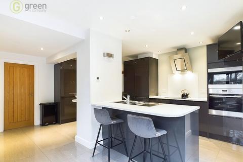 2 Coburn Drive, Sutton Coldfield, B75 5NT