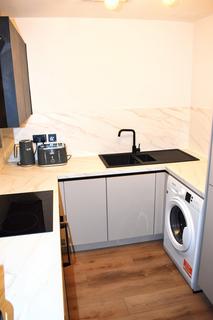 3 bedroom apartment to rent, Whiteoak Road, Fallowfield, Manchester