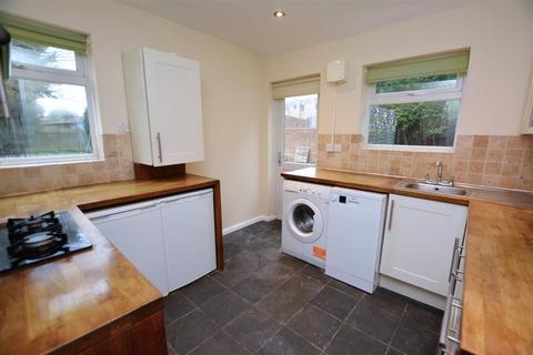 1 bedroom flat to rent, 10 Robinson Road, Colliers Wood SW17