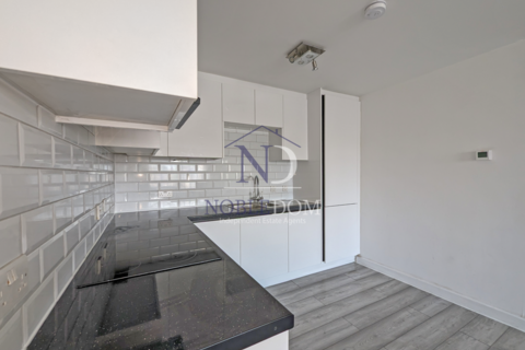 2 bedroom flat for sale, Hounslow, TW3