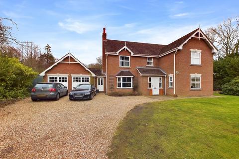 4 bedroom detached house for sale, Tattershall Road, Woodhall Spa LN10