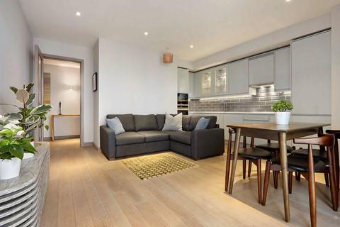 1 bedroom flat for sale, Cummings House, 11 Chivers Passage, London