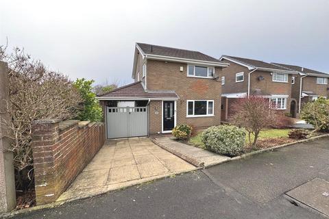 3 bedroom detached house for sale, Berwick Road, Buxton