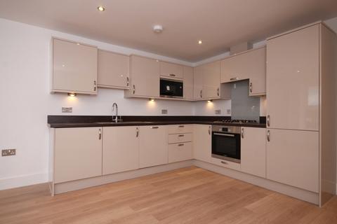 2 bedroom apartment to rent, SOUTH STREET, DORKING, RH4