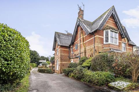 2 bedroom apartment for sale, Broadwater Down, Tunbridge Wells