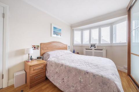 3 bedroom terraced house for sale, Sparrows Lane, London SE9